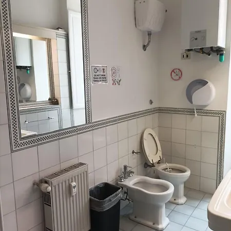 Minerva Hostel *